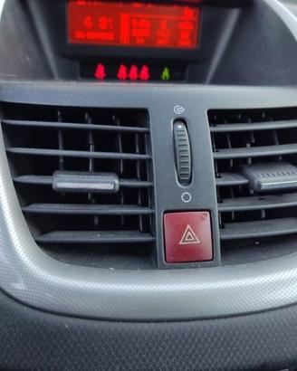 Bocchetta clima centrale PEUGEOT 207 del 2007