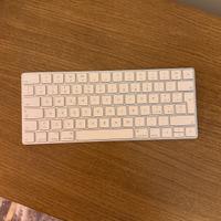 Tastiera Magic Keyboard (2015)