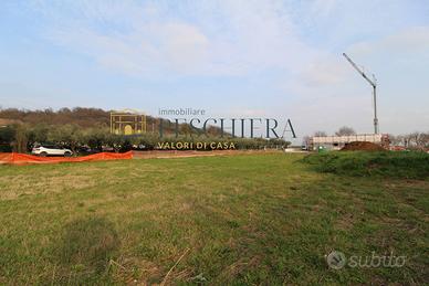 Terreno edificabile - Valeggio sul Mincio