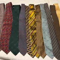 Set cravatte di varie marche