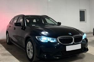 BMW 318d Touring G21 - 2021