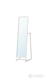 Specchio da terra Ikea Knapper. Bianco