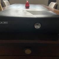 Xbox 360 + kinect + 3 joistik + giochi