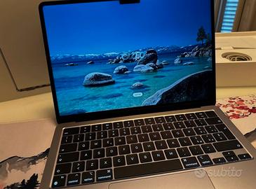 Macbook m2 2022