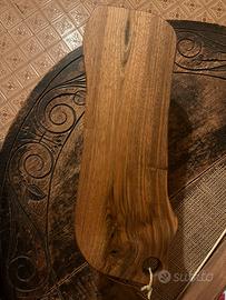 tagliere artigianale in noce massello