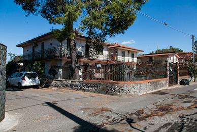 Soluzione semi-indipendente di 168 mq