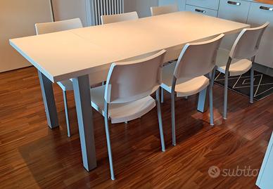 Tavolo estendibile 4 / 6 posti con 6 sedie