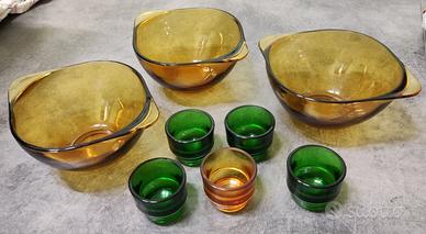 3 ciotole e 5 portauovo VERECO