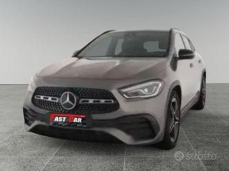 Mercedes-Benz GLA 200 d Automatic 4Matic Premium