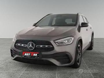 Mercedes-Benz GLA 200 d Automatic 4Matic Premium