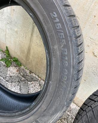 Pneumatici/Gomme invernali 215 55 R18