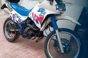 ricambi vari Suzuki dr RS 650