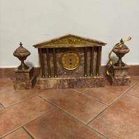 Orologio da camino in marmo e bronzo stile neoclas