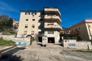 Bosa Ampio e stupendo Appartamento 1 Piano 180 mq