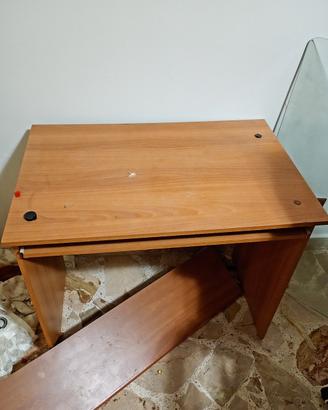 scrivania per stanzetta o per altre stanze 