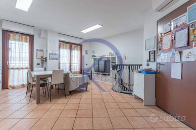 Appartamento di 107 m² con 3 locali a Trezzano sul
