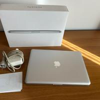 Apple MacBook Pro 13" con display Retina e scatola