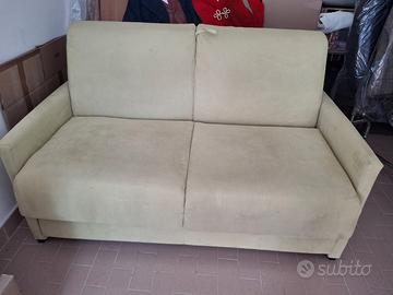 Divano Letto  due posti in alcantara