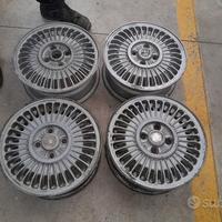 Cerchi In Lega Da 14" Per Alfa Romeo Alfetta - 75