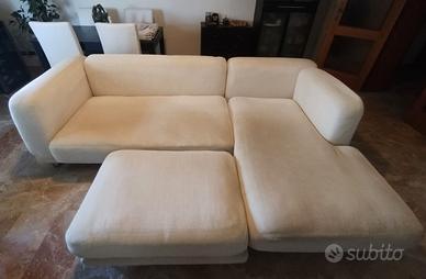 Divano a 3 posti con chaise-longue + poggiapiedi