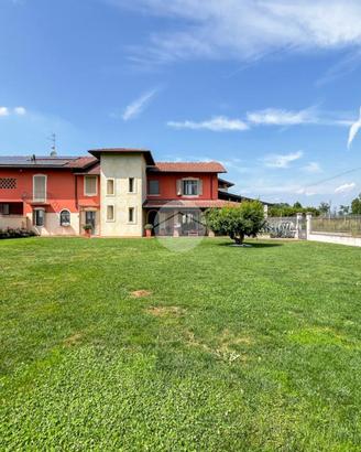 VILLA SINGOLA A TRENZANO