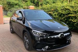 Mercedes Benz GLA
