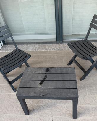Set tavolo sedie esterno