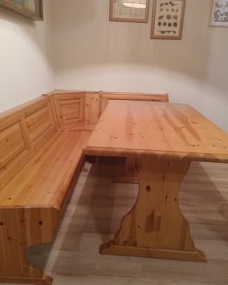 Set tavolo con giropanca e credenza legno Pino