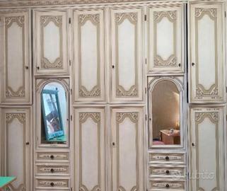 "Armadio Classico stile barocco veneziano "
