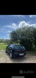 VOLKSWAGEN Golf 4ª serie - 2004