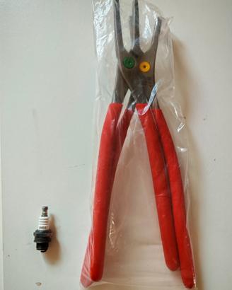 Due Pinze Usag per seeger anelli elastici 85÷200