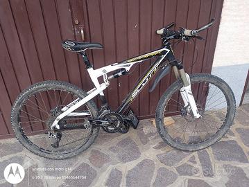 Bici MTB Scott