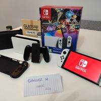 Nintendo Switch OLED - condizioni perfette 