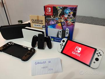 Nintendo Switch OLED - condizioni perfette 