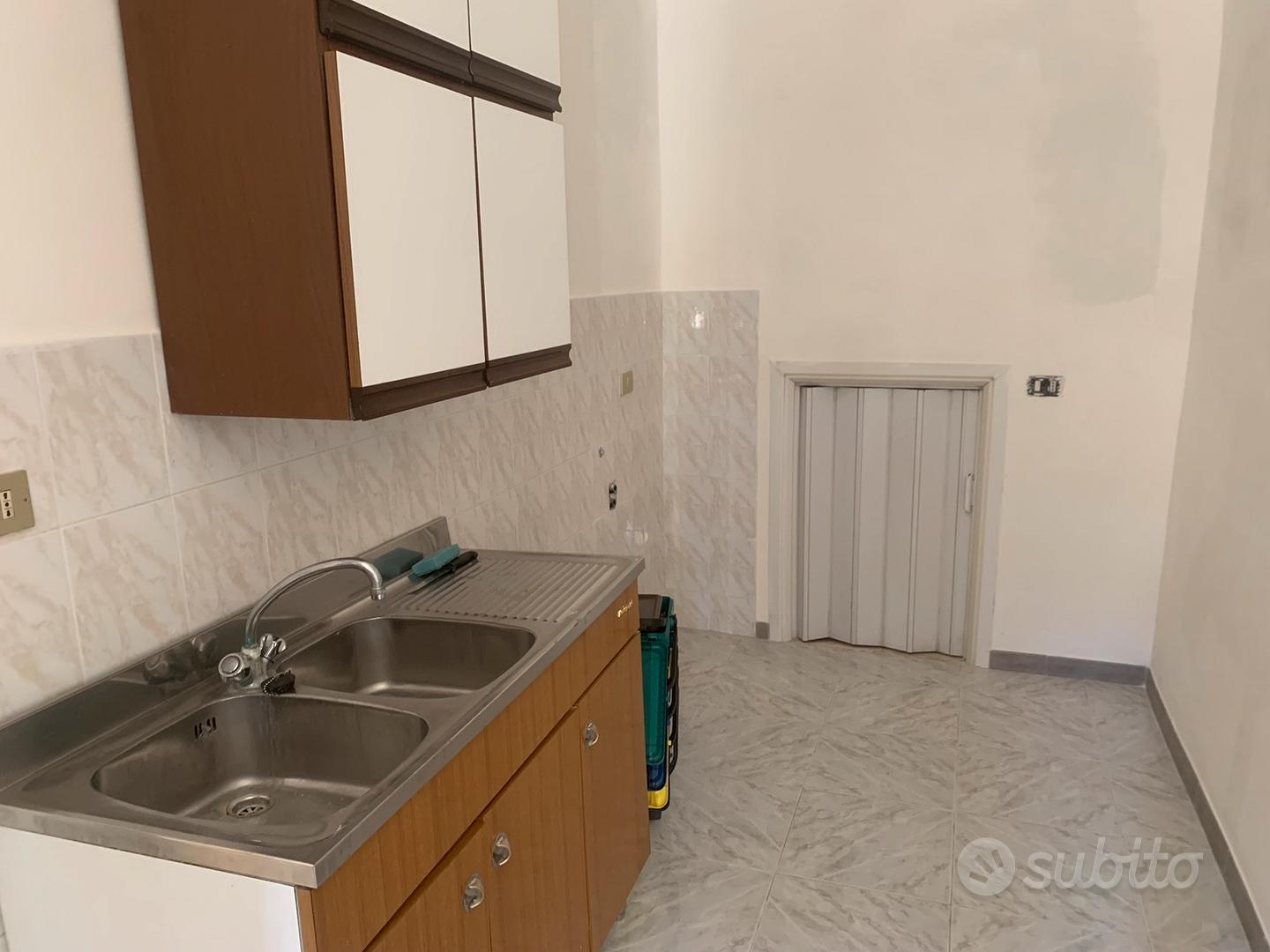 Appartamento 2 locali + servizi - Vista 4