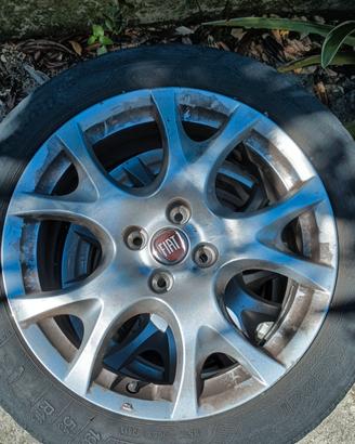 Set 4 cerchi in lega 16"  