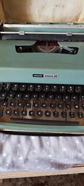 macchina da scrivere Olivetti lettera 32