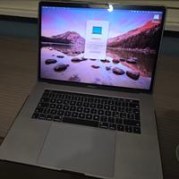 MacBook Pro 15 pollici Retina touchbar