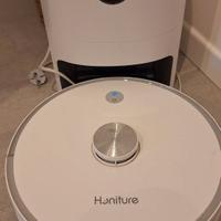 Robottino aspira e lava pavimenti