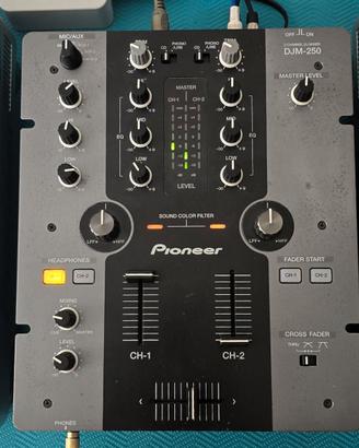 Pioneer DJM-250 – Mixer DJ a 2 Canali con Filtri D
