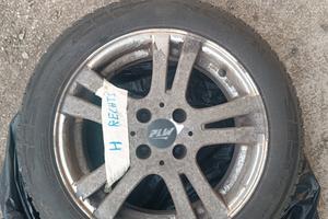 4 Gomme invernali 175 65 15 più cerchi 4x100