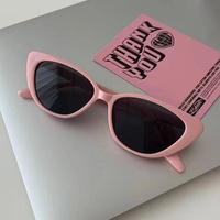 Occhiali da sole cat-eye rosa