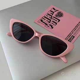 Occhiali da sole cat-eye rosa