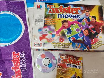 gioco musicale di gruppo  Twister moves Hasbro