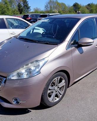 RICAMBI USATI AUTO PEUGEOT 208 Serie Allure DV6DTE