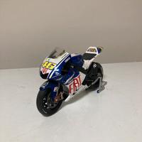 Yamaha M1 Valentino Rossi 2009