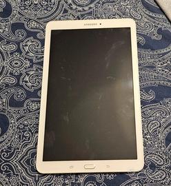 Samsung Galaxy Tab E SM-T561