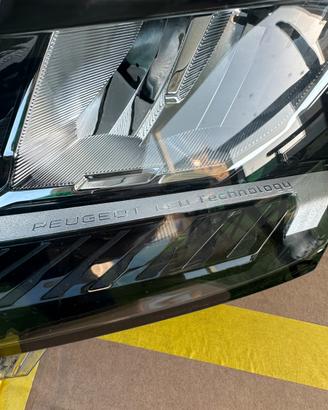 Faro Anteriore Sx peugeot 308 2024