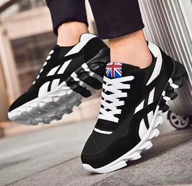 Scarpe sneakers