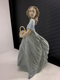 scultura "Spring Enchantment”